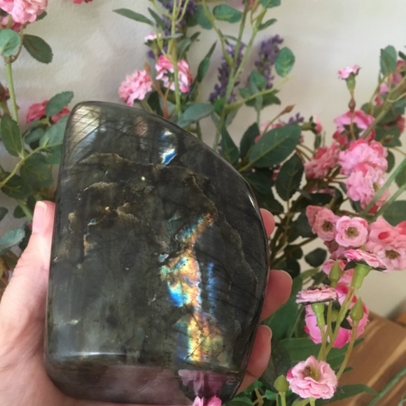 Labradorite - Picture 5 of 16